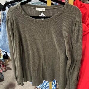 Chic Olive Ribbed Knit Sweater